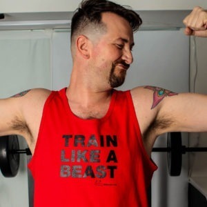 Beast Body Fit_0015_Tank Red Model Front