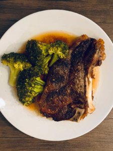 Lean Grassfed Ribeye and Broccoli-01